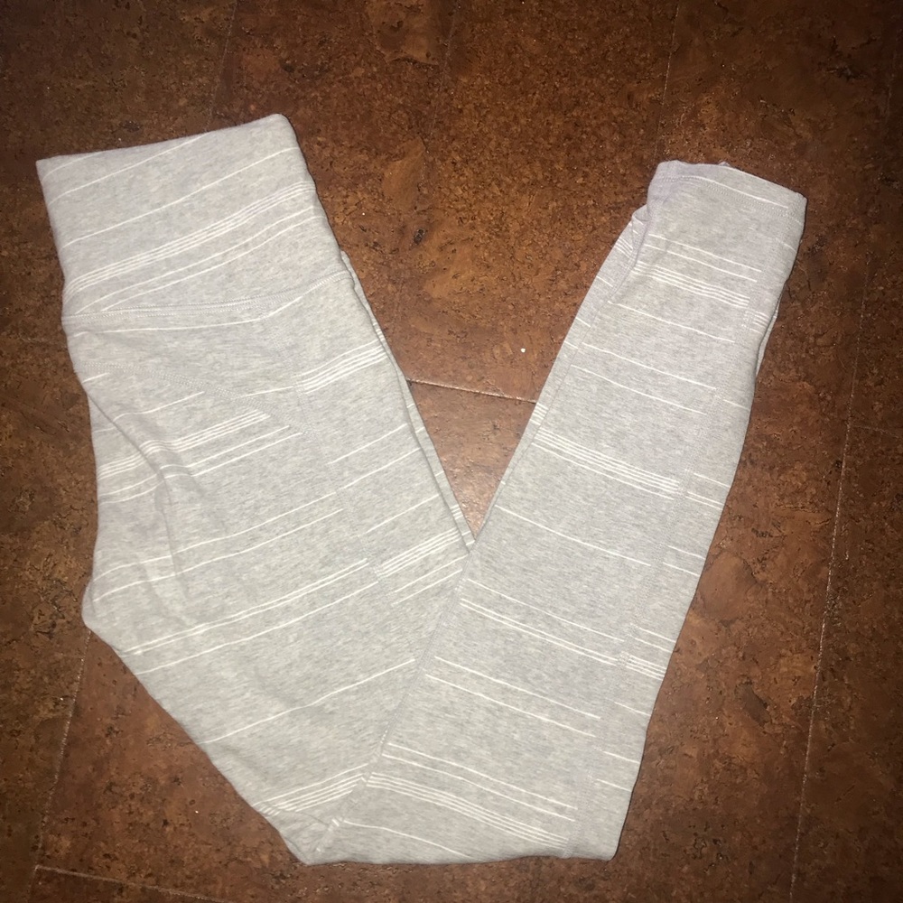 Athleta XS Gray & white striped leggings EUC